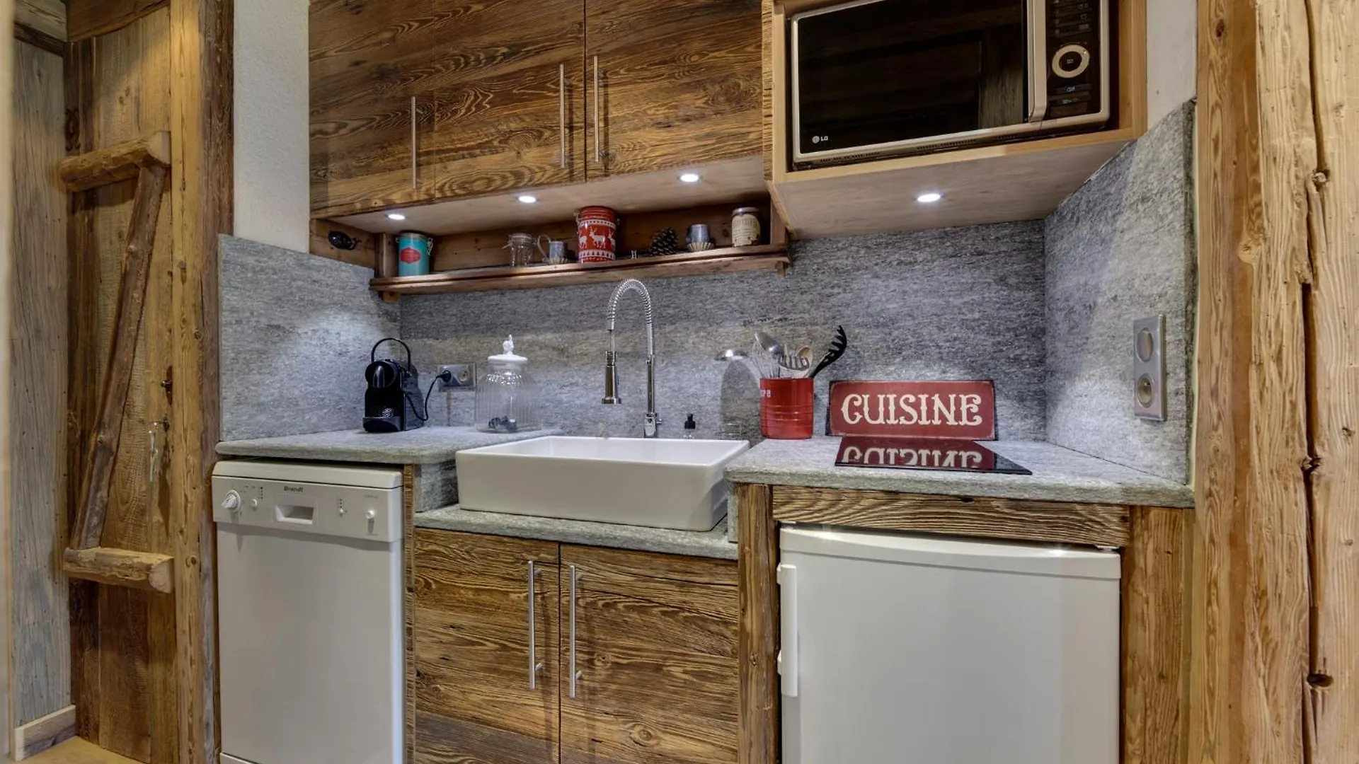 Appartement Esprit Chalet - Splendide Vue Montagne A 180 Val-d'Isere