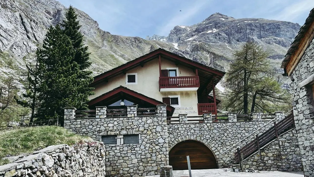 Apartment Appartement Esprit Chalet - Splendide Vue Montagne A 180 Val-d'Isere