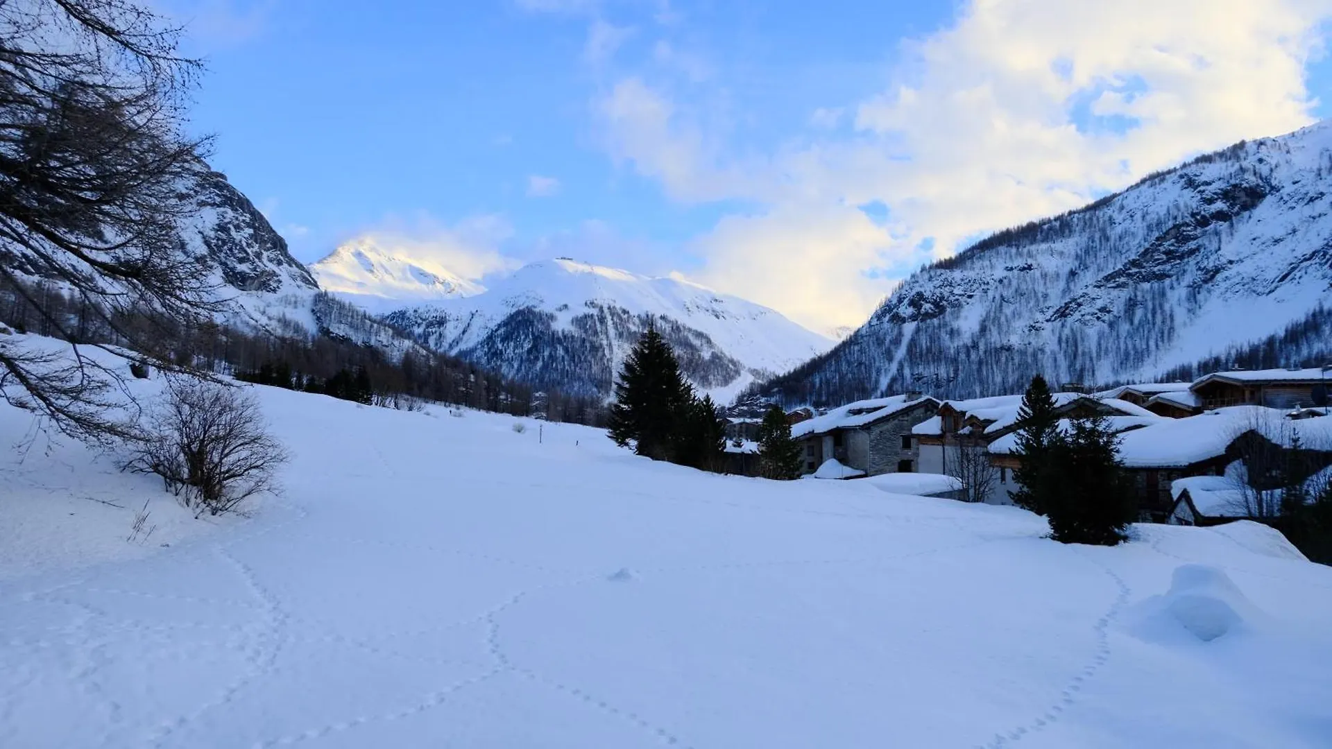 Appartement Esprit Chalet - Splendide Vue Montagne A 180 Val-d'Isere Apartment