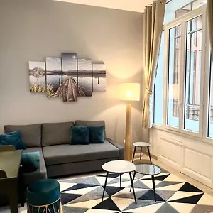 Appartement T2 Hyper Centre 3 Etoiles Rue Des Bains, Aix-les-Bains